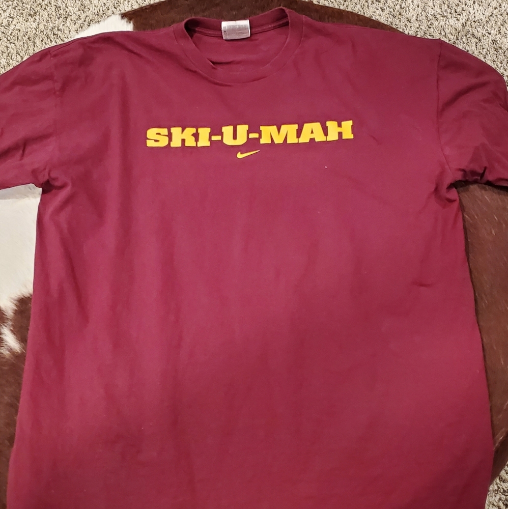 Nike Ski-U-Ma Minnesota Golden Gophers T-Shirt Maroon XXL Pre Owned